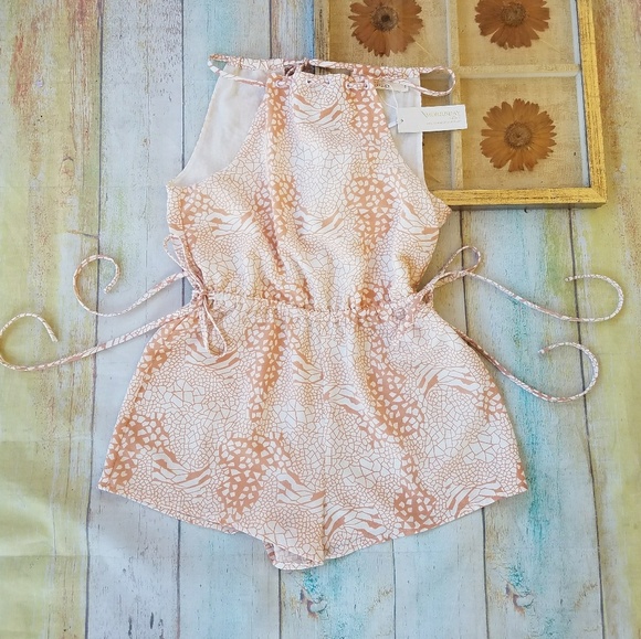 Morrisday The Label Pants - NWT Morrisday The Label Keyhole Back Romper S